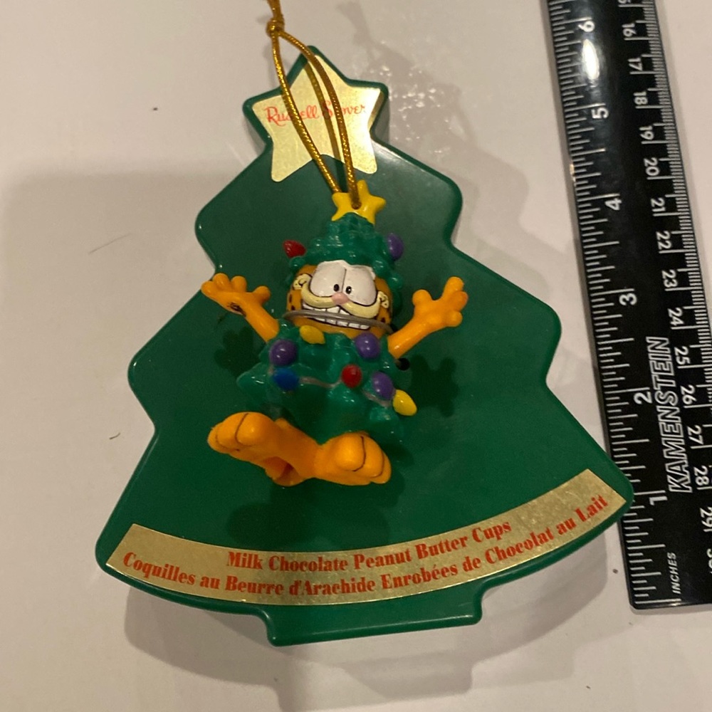 Vintage Russell Stover  Christmas Garfield Collectible Storage Case